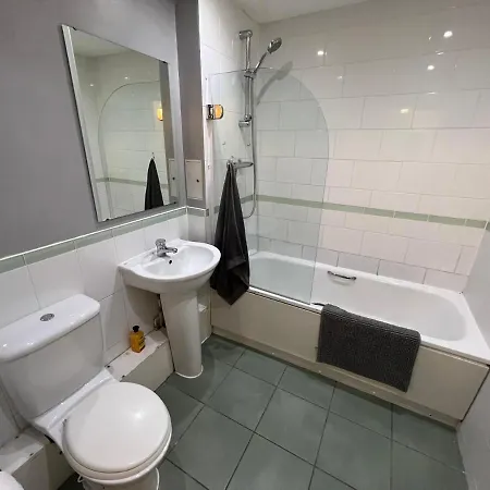 Modern Spacious Studio Close To Station Londres Exterior foto